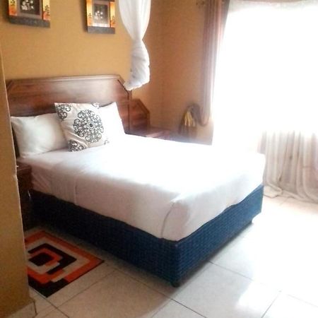 Eland Lodge Livingstone Extérieur photo
